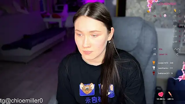 ChloeMillerMeow online show from February 3, 2025, 10:43 pm