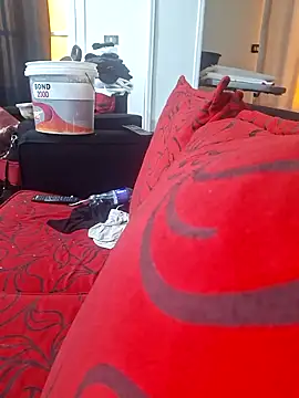 Snapshot of Rozittaa chatting on February 13, 2026, 2:57 pm Rozittaa online show from February 13, 2026, 2:57 pm