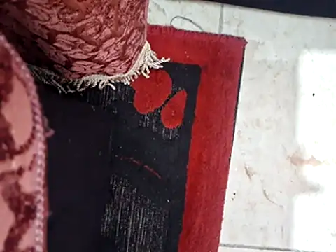 Snapshot of Rozittaa chatting on February 19, 2026, 5:31 pm Rozittaa online show from February 19, 2026, 5:31 pm