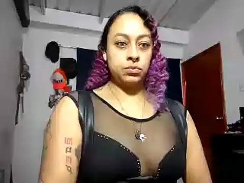 Snapshot of Cata_Blue__ chatting on January 24, 2025, 2:30 pm Cata Blue online show from January 24, 2025, 2:30 pm