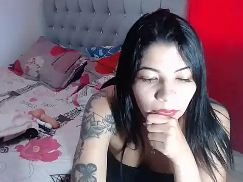 Snapshot of Georgina_Copper chatting on January 7, 2025, 9:03 pm Georgina Copper online show from January 7, 2025, 9:03 pm