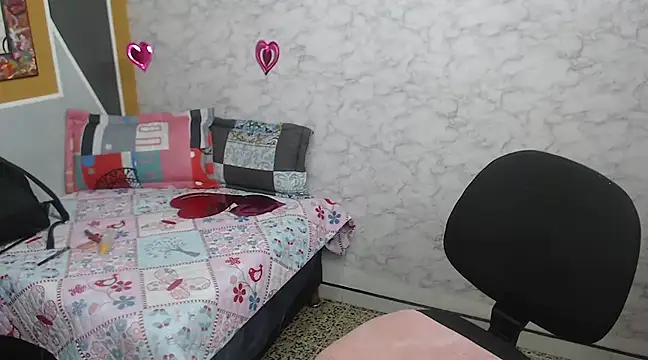 Snapshot of Georgina_Copper chatting on February 11, 2025, 1:41 pm Georgina Copper online show from February 11, 2025, 1:41 pm