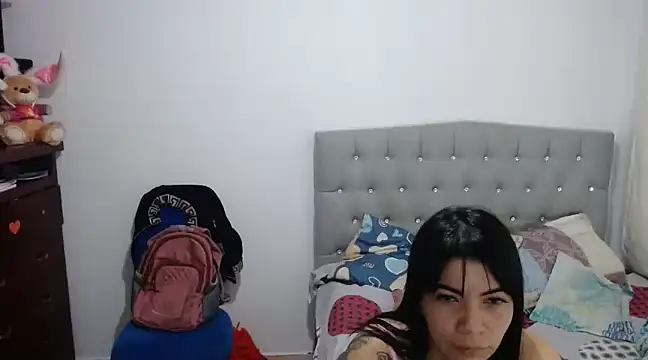 Snapshot of Georgina_Copper chatting on February 15, 2025, 2:15 am Georgina Copper online show from February 15, 2025, 2:15 am