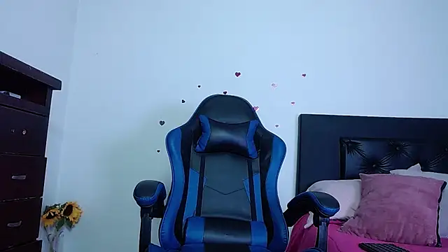 Snapshot of Georgina_Copper chatting on February 28, 2026, 10:11 pm Georgina Copper online show from February 28, 2026, 10:11 pm