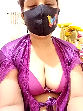 Ameera19 online show from May 11, 2026, 6:38 pm