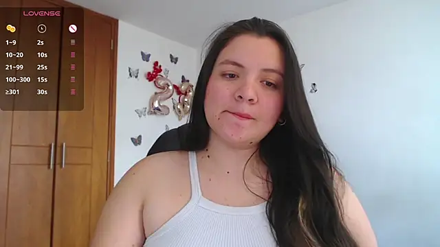 Sarahros1 online show from February 15, 2025, 3:39 pm