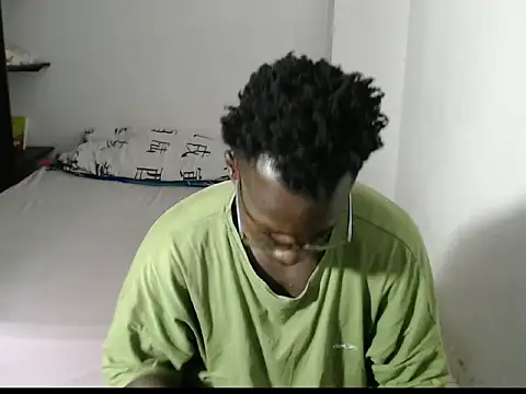  Lowmaypalacios online show from April 14, 2026, 8:59 pm