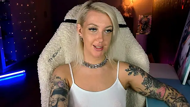 tykioty Miley online show from April 5, 2026, 2:25 pm