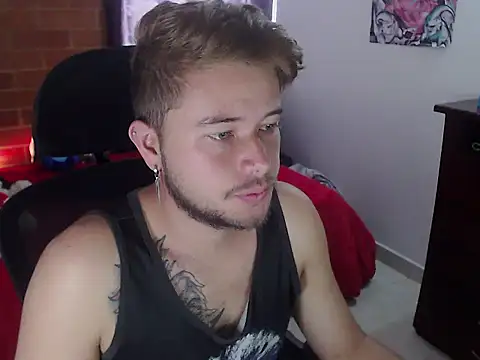 JOHANLEON1 online show from October 28, 2025, 1:14 pm