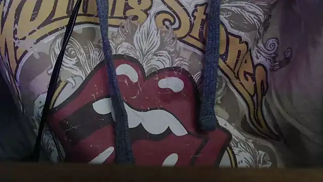 Snapshot of SweetPaddy chatting on December 25, 2024, 3:08 am SweetPaddy online show from December 25, 2024, 3:08 am