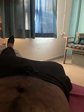 Snapshot of mrtoy121 chatting on February 19, 2025, 5:05 am mrtoy121 online show from February 19, 2025, 5:05 am