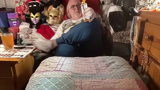 Snapshot of EroticVenetian chatting on January 31, 2026, 7:23 pm EroticVenetian online show from January 31, 2026, 7:23 pm