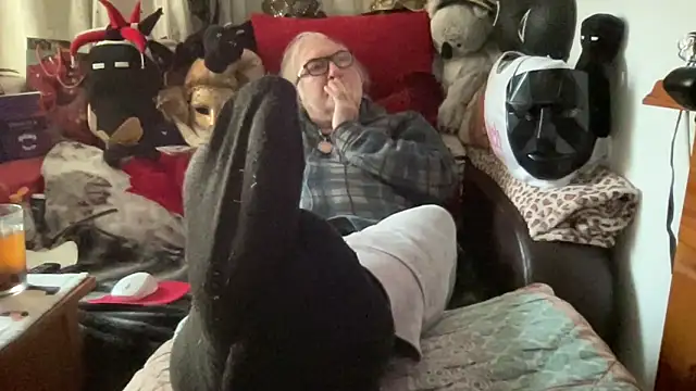 Snapshot of EroticVenetian chatting on February 4, 2026, 12:55 pm EroticVenetian online show from February 4, 2026, 12:55 pm