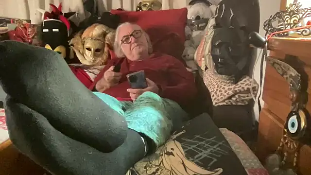 Snapshot of EroticVenetian chatting on February 8, 2026, 10:57 pm EroticVenetian online show from February 8, 2026, 10:57 pm