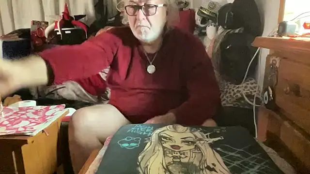 Snapshot of EroticVenetian chatting on March 1, 2026, 7:21 am EroticVenetian online show from March 1, 2026, 7:21 am