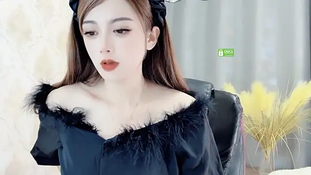 Snapshot of VIWVI chatting on December 21, 2024, 11:22 am VIWVI online show from December 21, 2024, 11:22 am