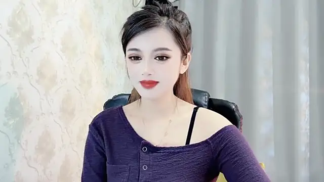 Snapshot of VIWVI chatting on February 5, 2025, 12:06 pm VIWVI online show from February 5, 2025, 12:06 pm