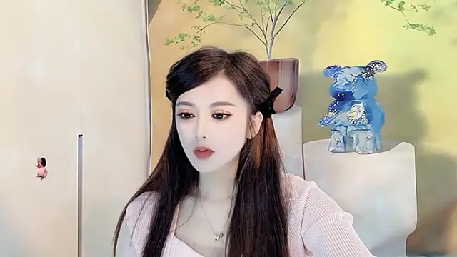 Snapshot of VIWVI chatting on March 10, 2025, 5:43 am VIWVI online show from March 10, 2025, 5:43 am