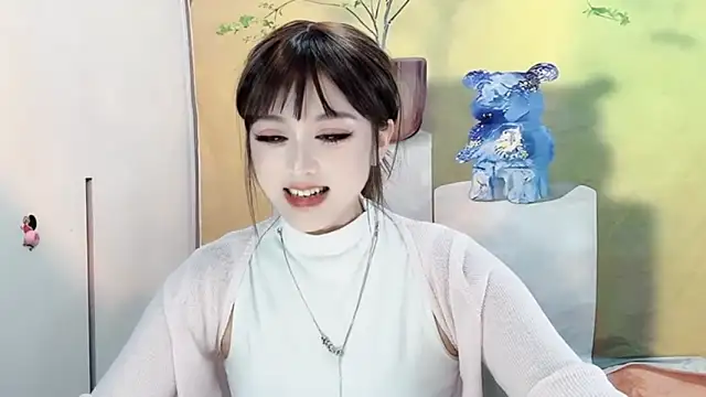 Snapshot of VIWVI chatting on March 13, 2025, 5:54 am VIWVI online show from March 13, 2025, 5:54 am
