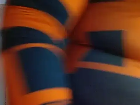 curvycloe1 online show from December 2, 2025, 3:40 pm