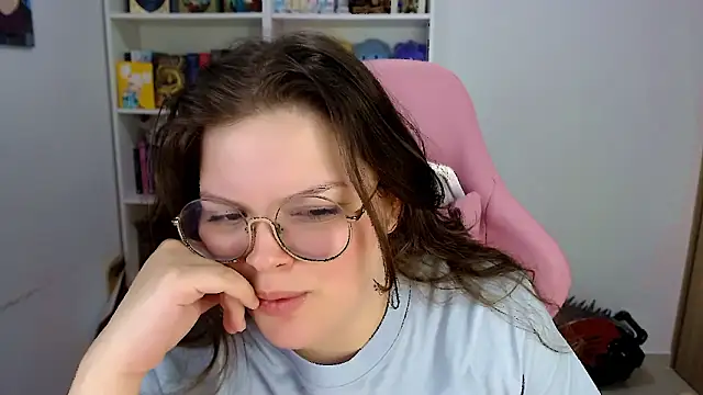 Snapshot of Gabiwaifu chatting on February 13, 2026, 7:15 am Gabiwaifu online show from February 13, 2026, 7:15 am