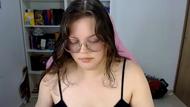 Snapshot of Gabiwaifu chatting on February 22, 2026, 12:01 am Gabiwaifu online show from February 22, 2026, 12:01 am