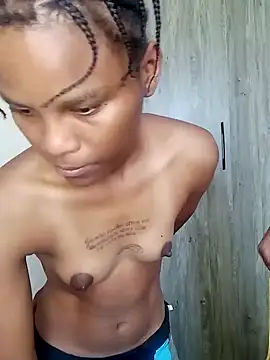 Snapshot of kelsie421 chatting on December 14, 2024, 6:02 am kelsie421 online show from December 14, 2024, 6:02 am