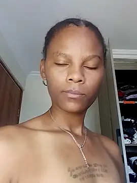 Snapshot of kelsie421 chatting on February 19, 2025, 6:00 am kelsie421 online show from February 19, 2025, 6:00 am