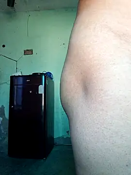 Priya Bong online show from November 16, 2025, 6:52 am