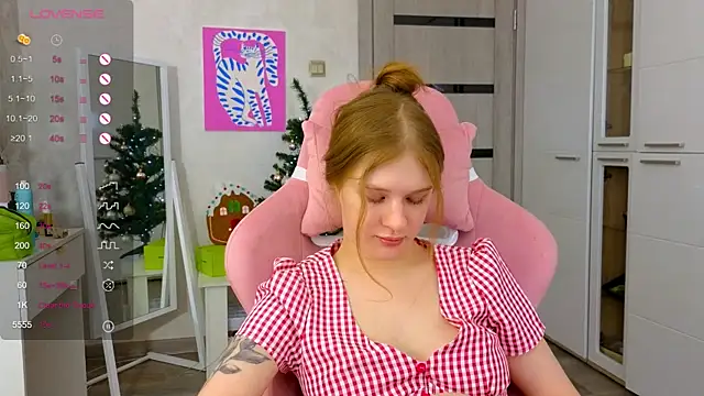 TrissMerigold9 online show from January 11, 2026, 9:36 am