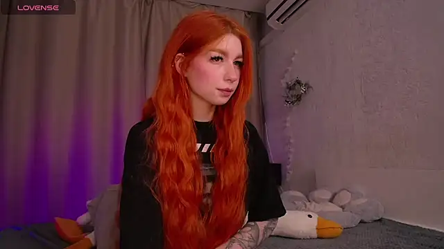 Snapshot of Evaa_Moonn_ chatting on February 12, 2025, 8:06 am Evaa Moonn online show from February 12, 2025, 8:06 am