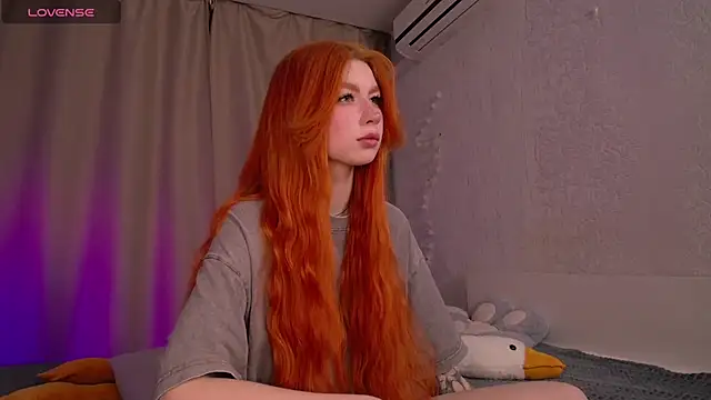 Snapshot of Evaa_Moonn_ chatting on March 11, 2025, 2:43 am Evaa Moonn online show from March 11, 2025, 2:43 am