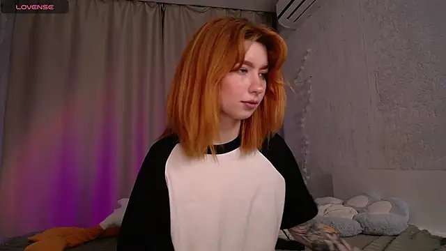 Snapshot of Evaa_Moonn_ chatting on September 14, 2025, 11:09 am Evaa Moonn online show from September 14, 2025, 11:09 am