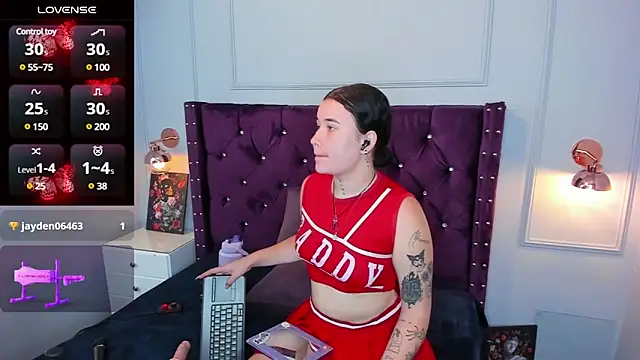 Snapshot of Danee_19_ chatting on January 4, 2025, 12:49 pm Danee 19 online show from January 4, 2025, 12:49 pm