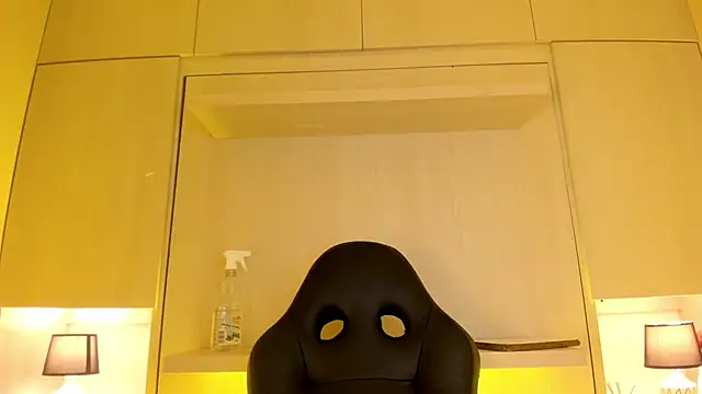 tamaraa smiith online show from November 14, 2025, 7:56 pm