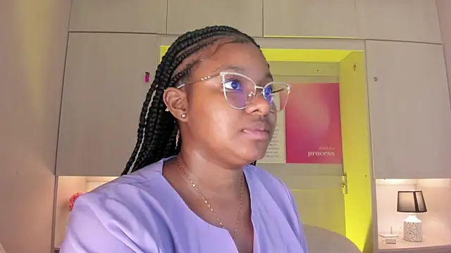 Snapshot of tamaraa_smiith chatting on February 24, 2026, 7:34 pm tamaraa smiith online show from February 24, 2026, 7:34 pm