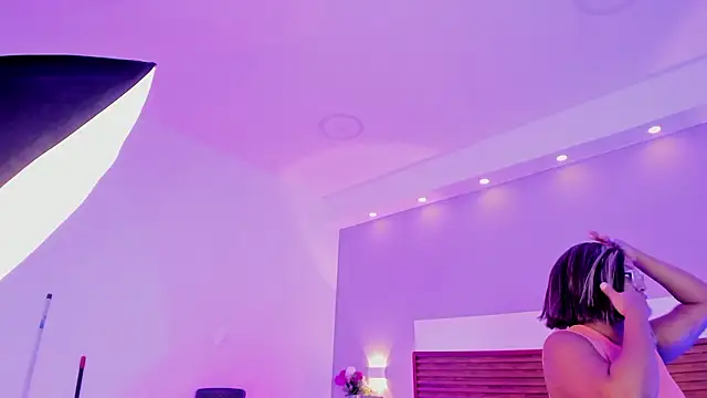 Snapshot of Adelehottman chatting on March 17, 2026, 12:52 pm Adelehottman online show from March 17, 2026, 12:52 pm