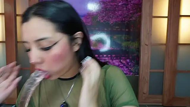 miss lizith online show from September 9, 2025, 11:10 am