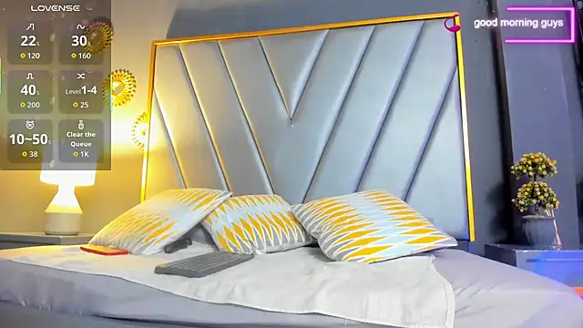 BrendaAdams  online show from February 12, 2026, 10:32 am