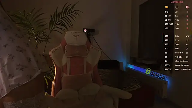 Snapshot of miraculousmira chatting on November 14, 2025, 4:49 pm miraculousmira online show from November 14, 2025, 4:49 pm