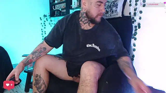 Ash gusbig online show from December 4, 2024, 4:32 am