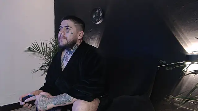 Ash gusbig online show from March 4, 2025, 4:38 am