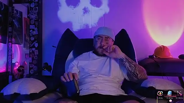 Ash gusbig online show from December 20, 2025, 3:46 am