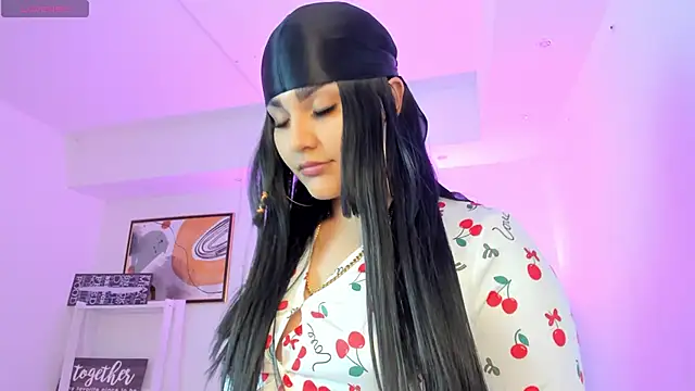 ArigyGomez online show from December 14, 2025, 12:32 pm