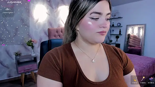 cattaleya    online show from November 16, 2025, 3:12 am