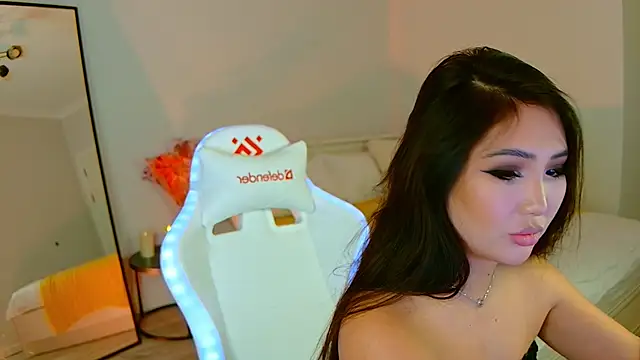 Snapshot of AsukaLin chatting on February 12, 2025, 2:10 pm AsukaLin online show from February 12, 2025, 2:10 pm