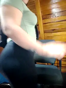 AmbarBurhan online show from March 6, 2025, 6:48 pm