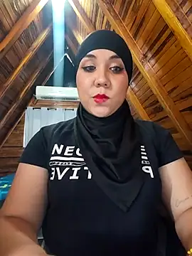 AmbarBurhan online show from December 3, 2025, 5:44 pm