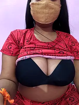 Snapshot of Samarya-78 chatting on April 7, 2026, 12:27 pm Samarya-78 online show from April 7, 2026, 12:27 pm