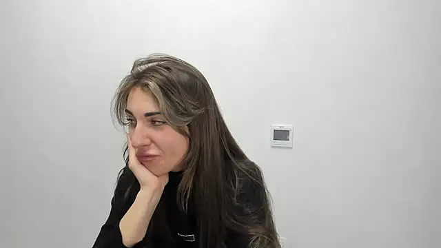 Summmmersky online show from January 27, 2025, 3:18 pm